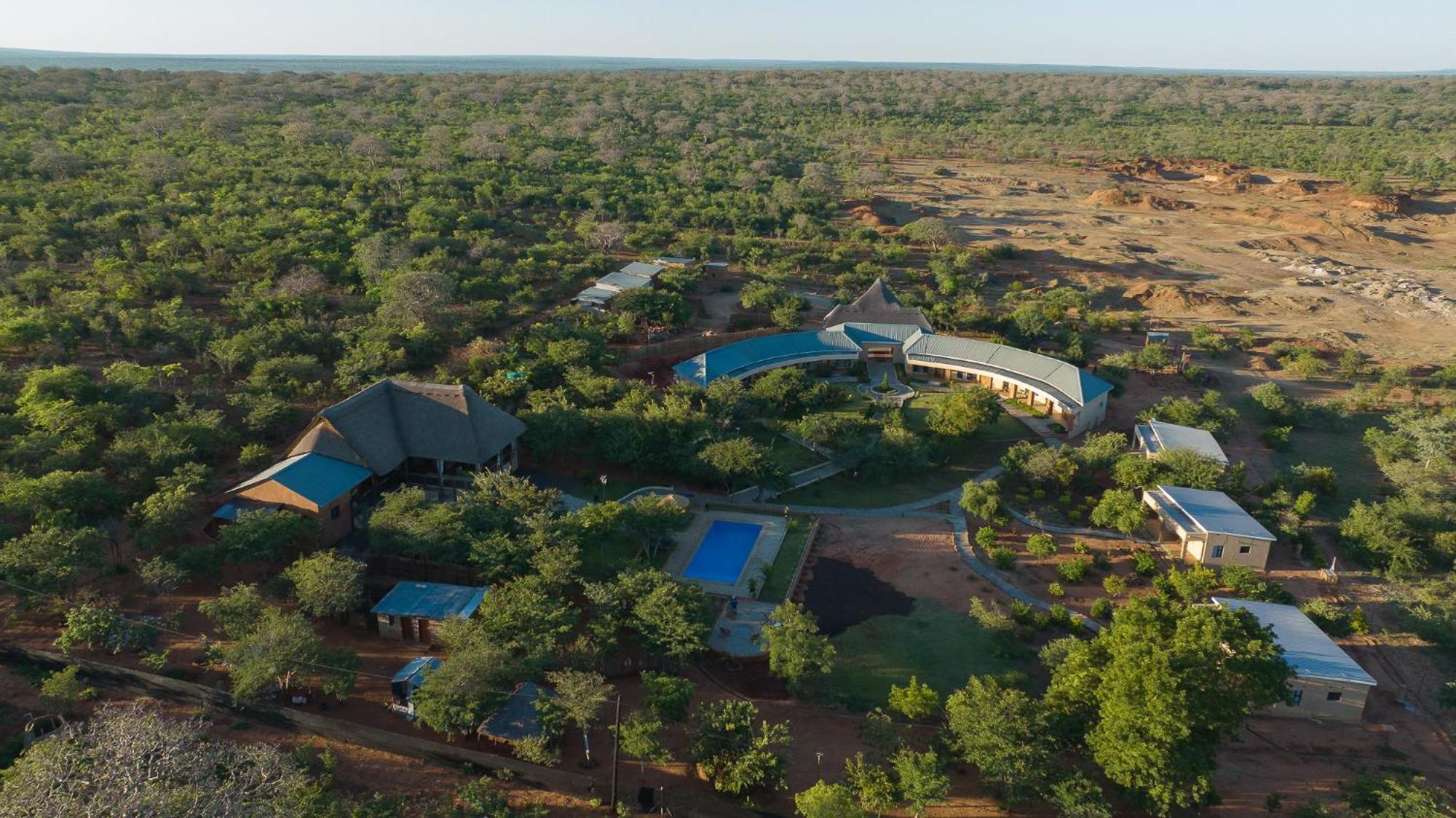 The Nkhosi Livingstone Lodge And Spa Extérieur photo